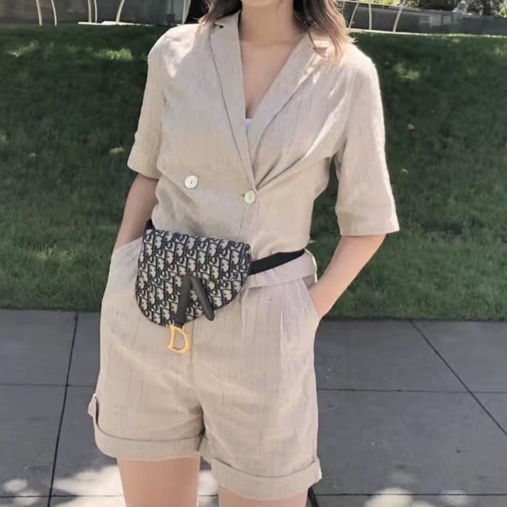 strip top and bottom